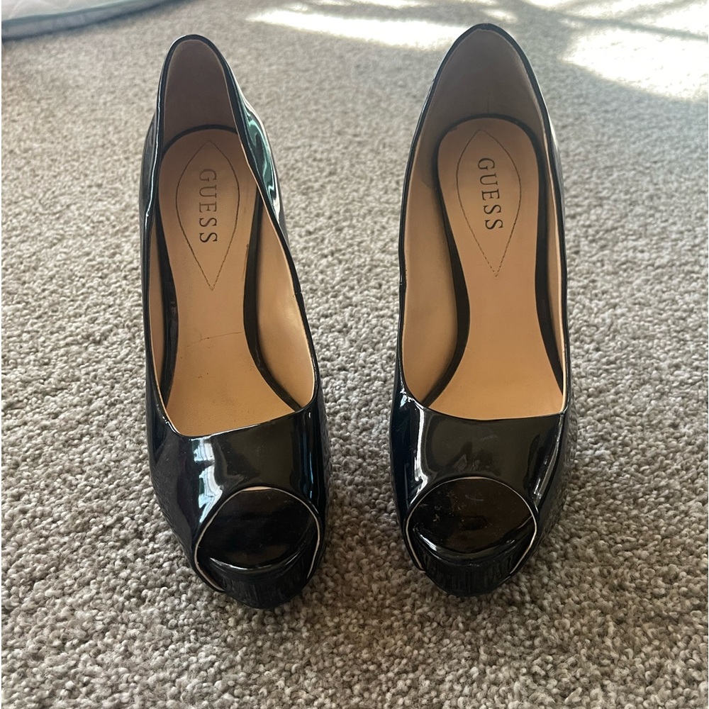 Guess Black heels pumps